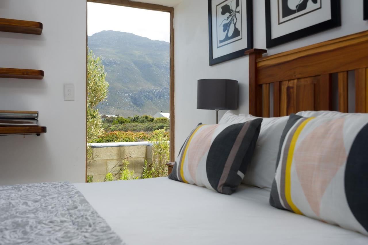 Stay At Friends Economic Rooms Malkopvlei Exteriér fotografie
